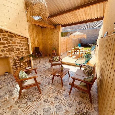 Gîte   Le Patio  Montfarville Extérieur photo